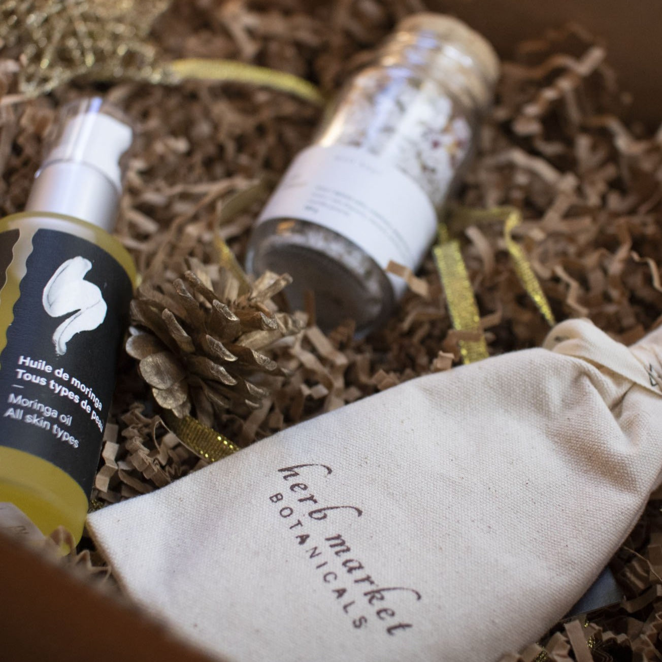 SAMARA & CO - Cadeau • LE COFFRET BIEN-ÊTRE - Prendre soin de soi comme il se doit | Samara & Co