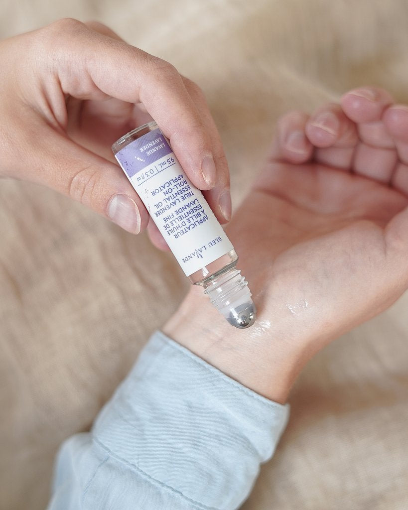 BLEU LAVANDE - Huile essentielle de Lavande pure avec Applicateur à bille - Huile | Samara & Co