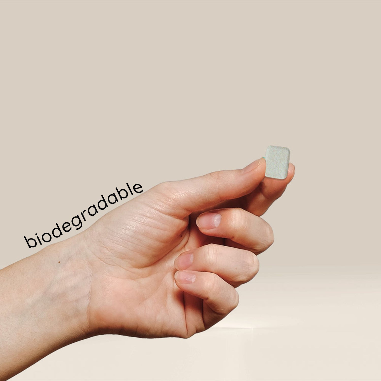 FILO - Pastille de nettoyant à vitres et miroirs - Zéro plastique - Produits nettoyants | Samara & Co