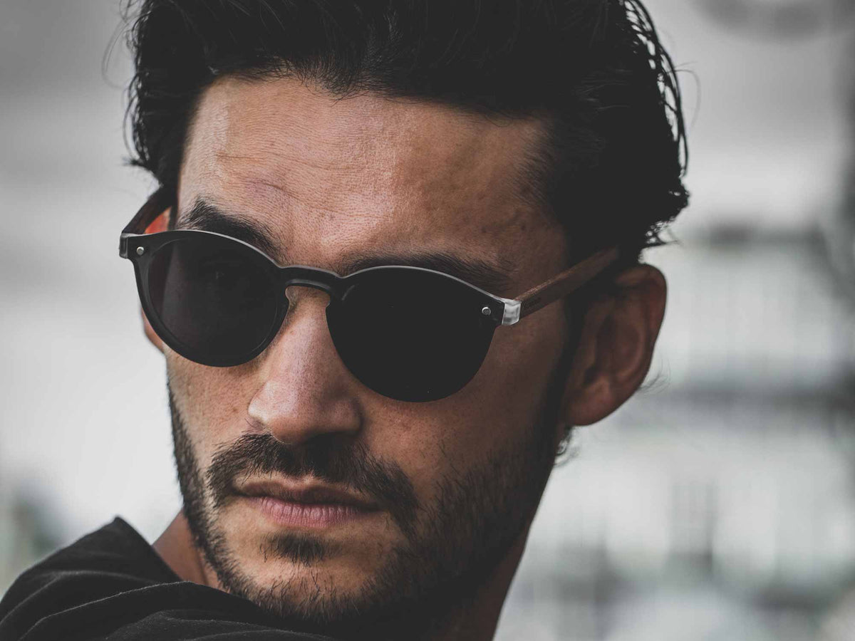 GOWOOD - Rio - Lunettes de soleil rondes en bois de noyer avec verres polarisés une pièce noir - Lunettes de soleil | Samara & Co