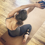 SCORIA WORLD - Tapis de yoga en liège - naturellement anti-microbien •  L'indispensable 4.5MM - Tapis de Yoga | Samara & Co