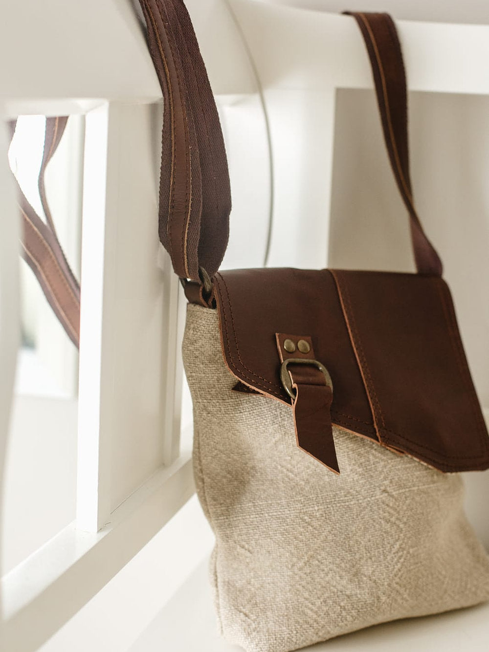 TERRA ORGANICA - Petit Sac Messenger fait de jute bio - Gris - Accessoires | Samara & Co
